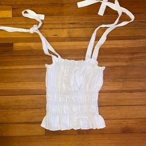 Reformation linen smocked sleeveless crop top, size M